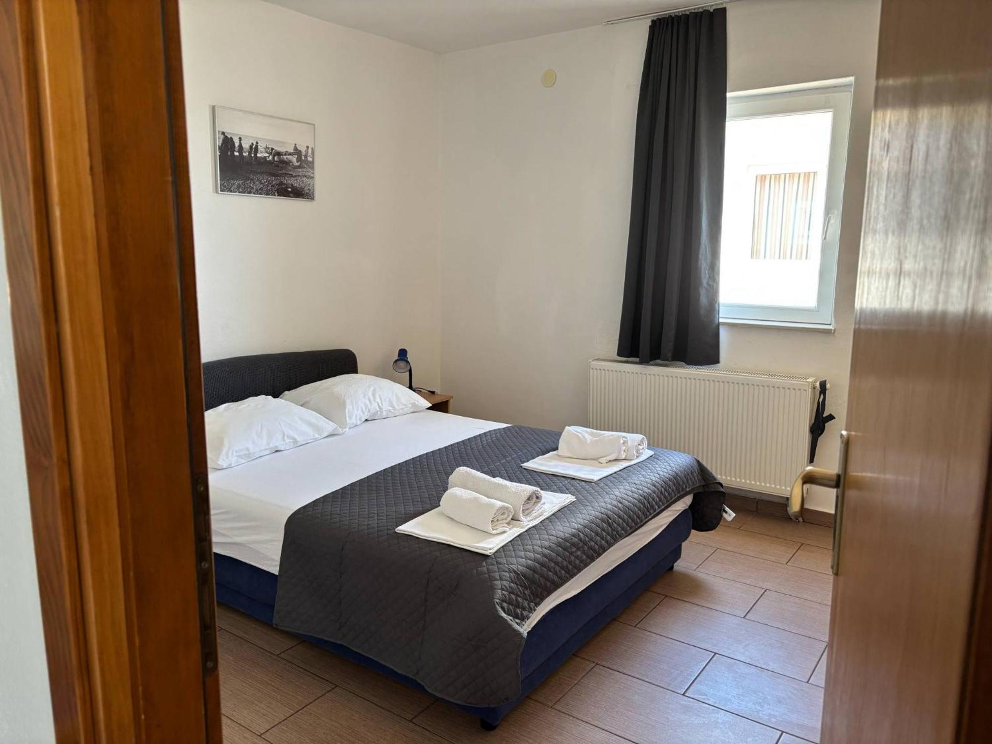 סנג' Apartments & Room Madi מראה חיצוני תמונה