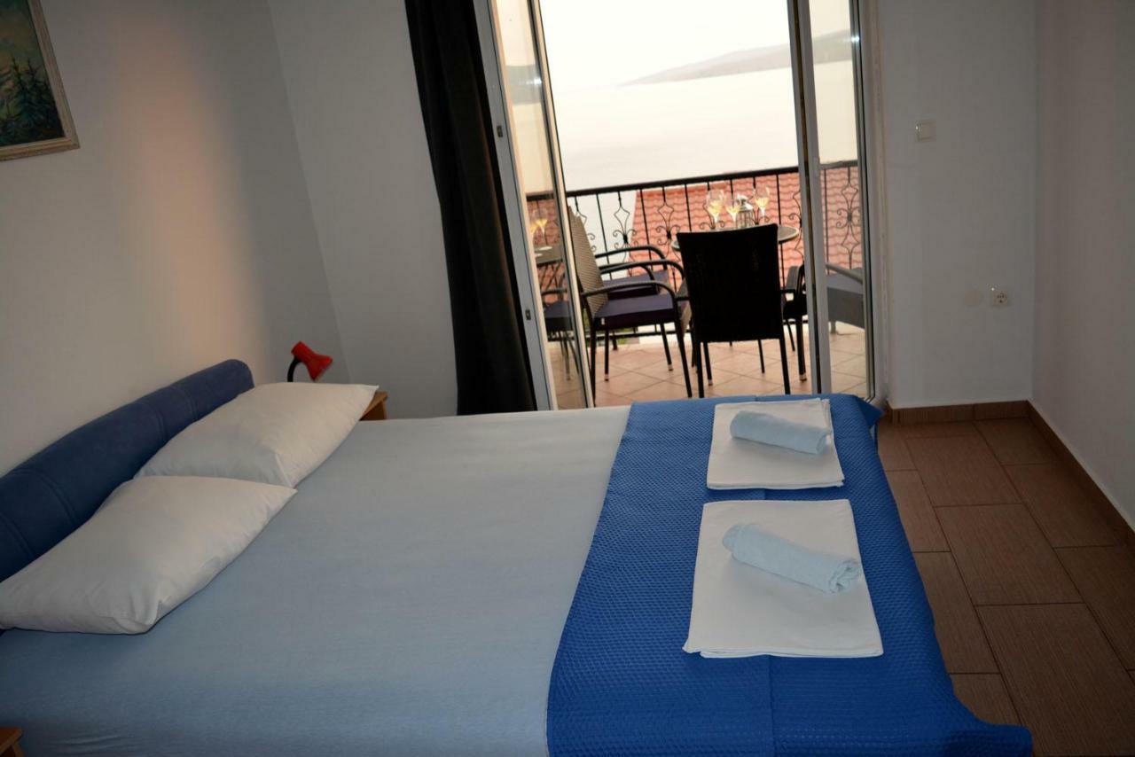 סנג' Apartments & Room Madi מראה חיצוני תמונה