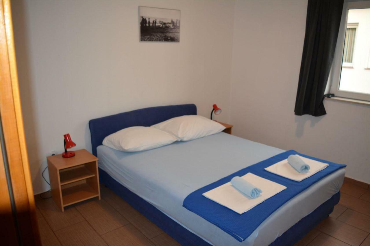 סנג' Apartments & Room Madi מראה חיצוני תמונה